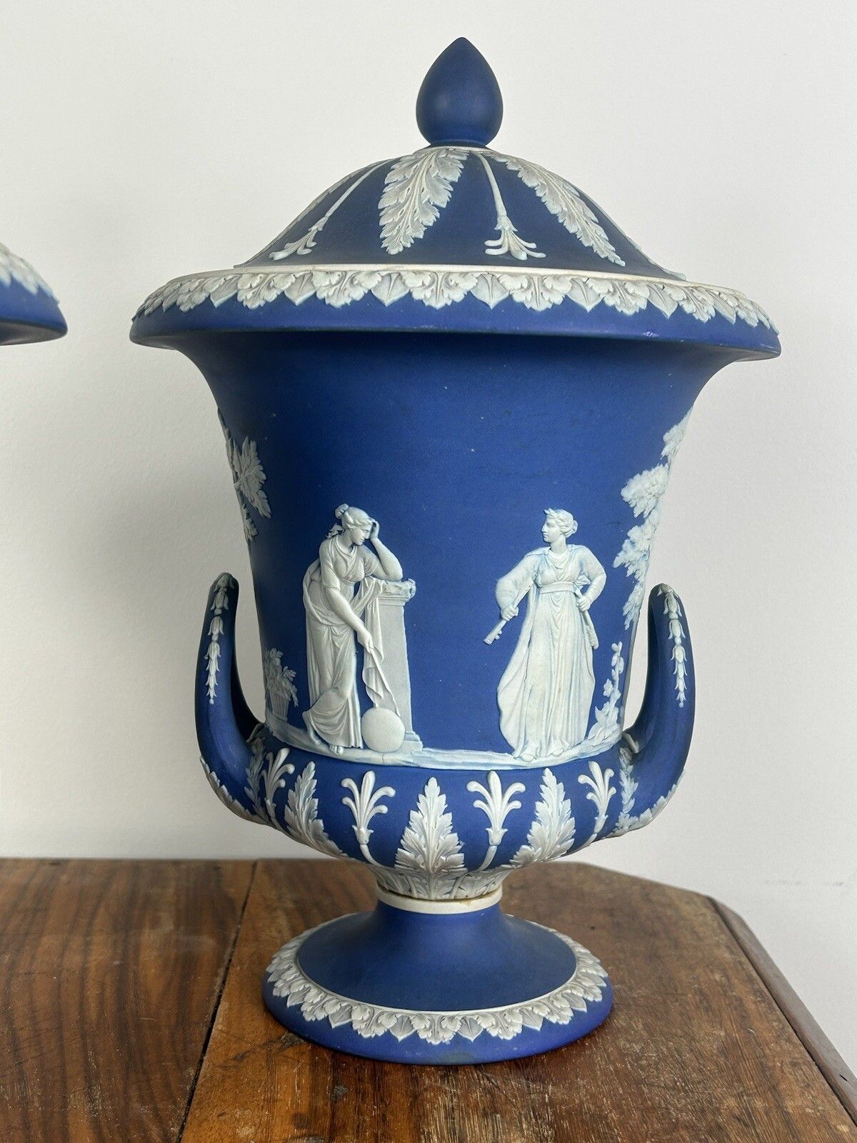 Wedgwood Jasperware Twin Handled Urns And Covers 19th Century photo Home Decor