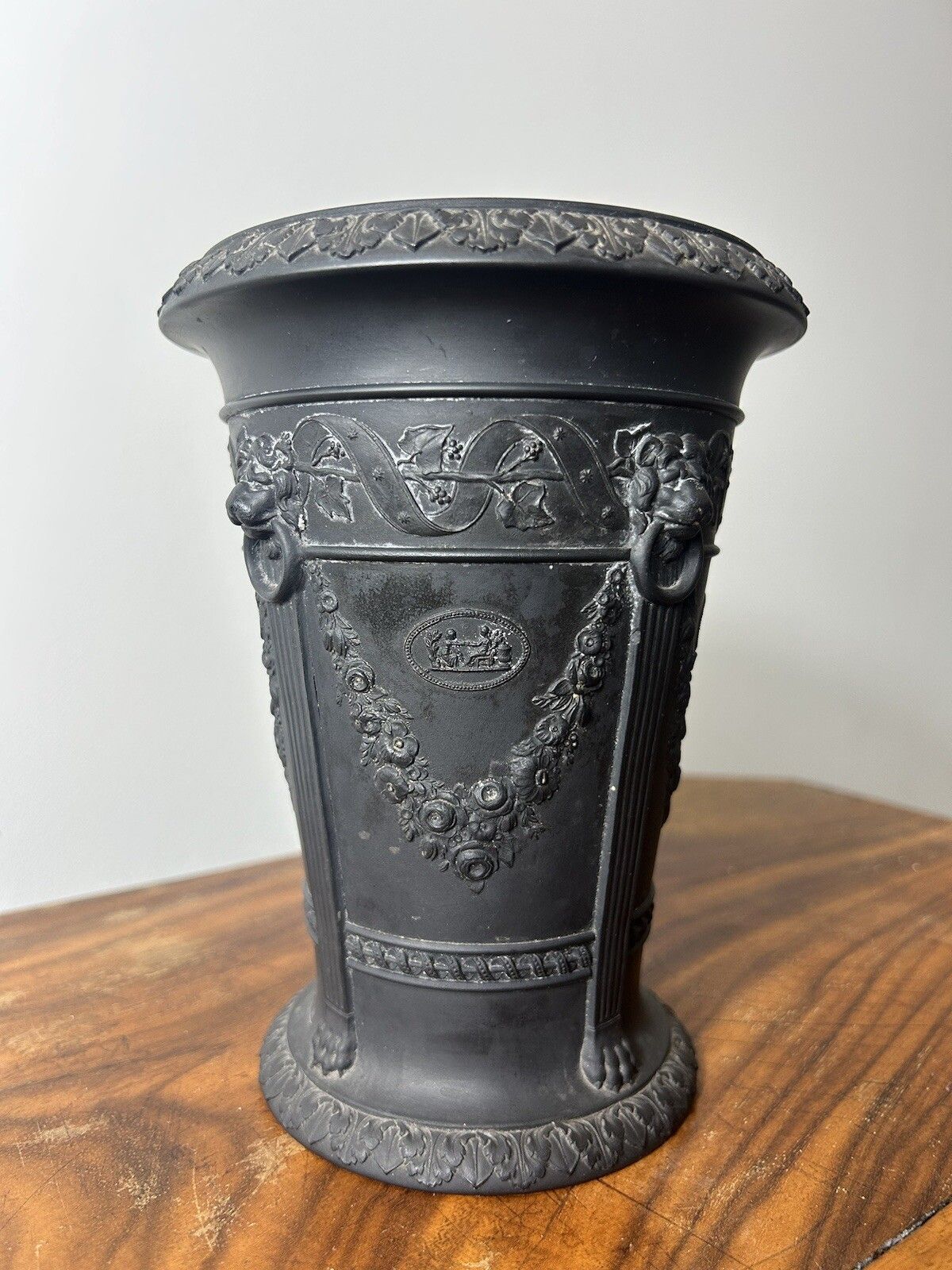 Large Wedgwood Black Basalt Conical Spigged Jasperware Monopodia Vase 17cm photo Home Decor