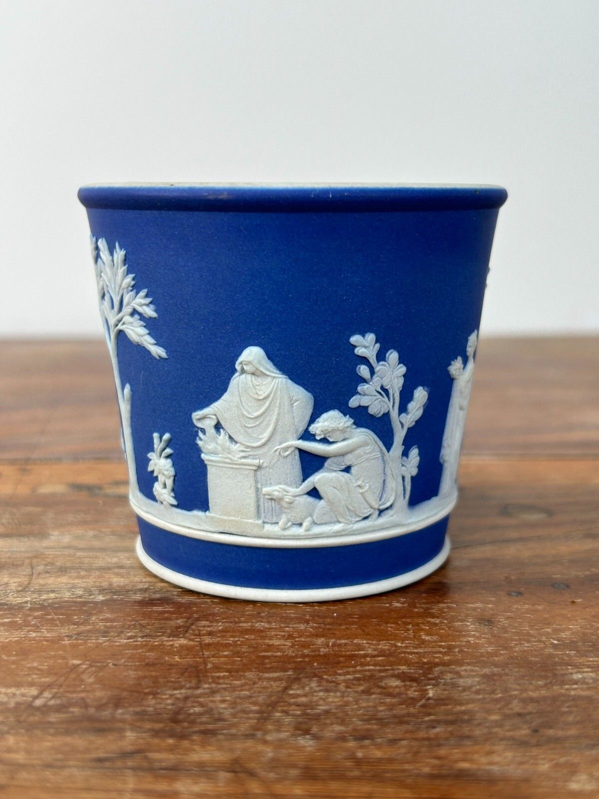 Wedgwood Cobalt Blue Jasperware Cache Pot 19th Century 6.5cm photo furniture