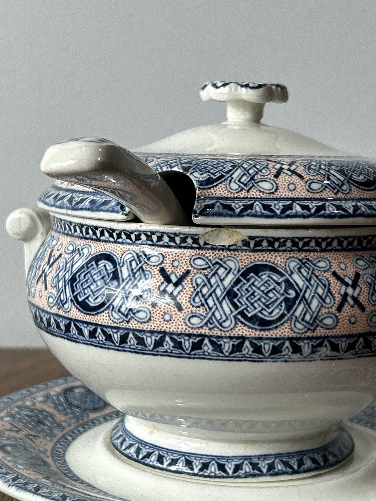 Wedgwood Lindisfarne Etruria England Tureen And Stand With Ladel Spoon photo for sale