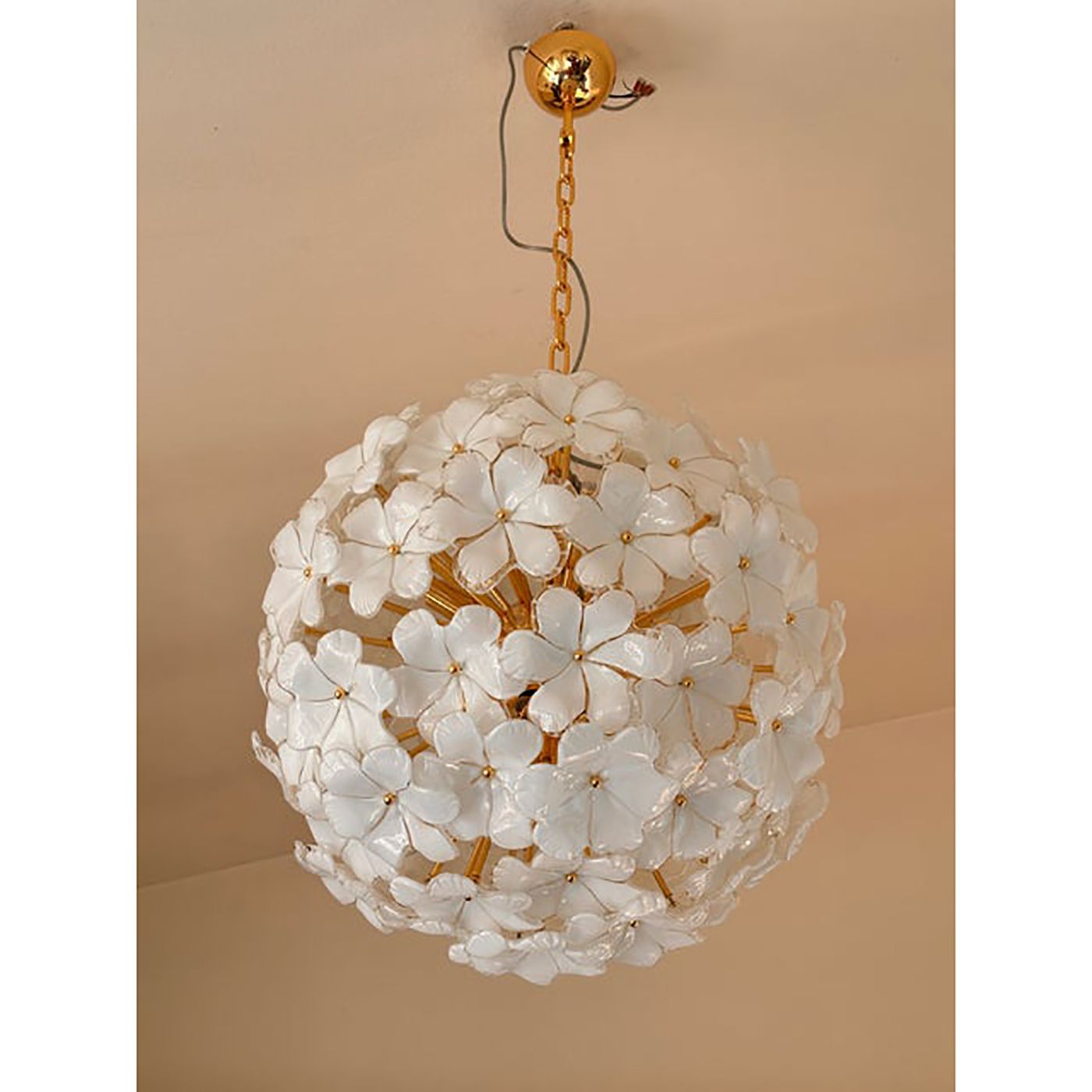 Italian White Flowers Murano Style Glass Sputnik Chandelier photo vintage