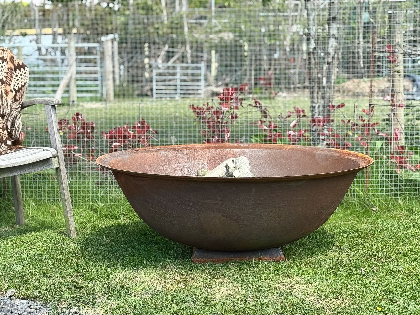 photo buy Large 4ft Natural Cast Iron Garden Fire Pit With A Rust Patina
