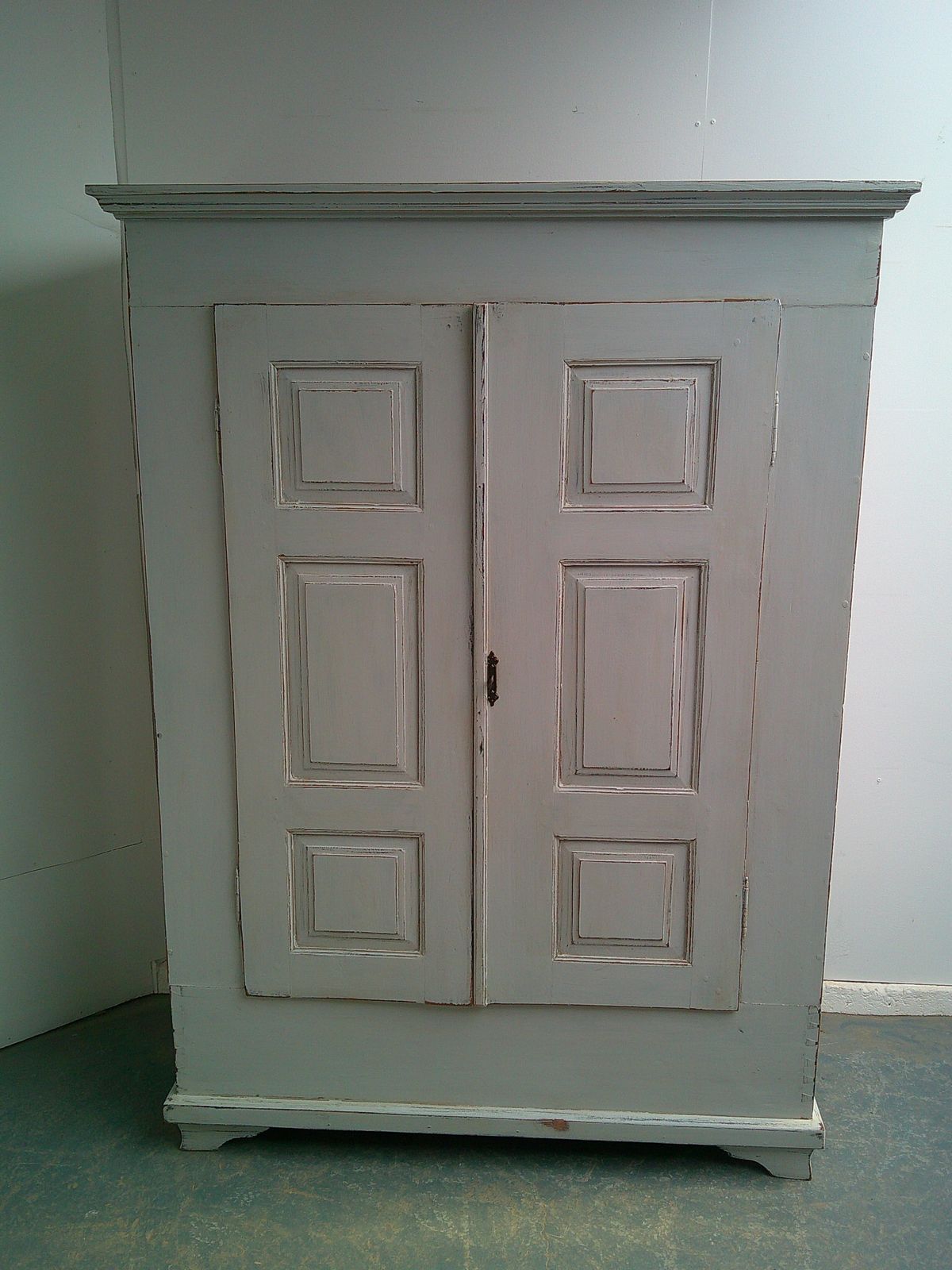 photo furniture A Lovely Painted Light Grey Pine Georgian 1 Piece Hall Wardrobe