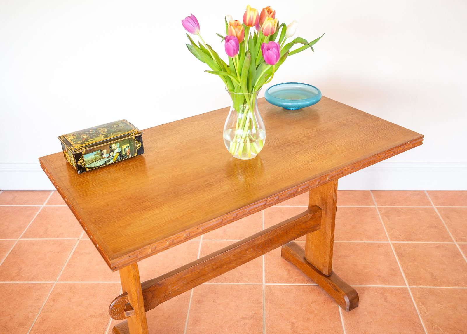 photo vintage Light Red Oak Refectory Trestle Table Cotswold School Arts And Crafts Heals Bedroom Side Dining Tabl.E Rustic Farmhouse Antiqu.E