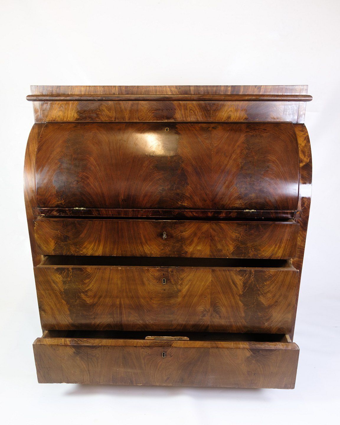 photo furniture Chatol With Four Drawers In Hand Polished Mahogany  From 1820s