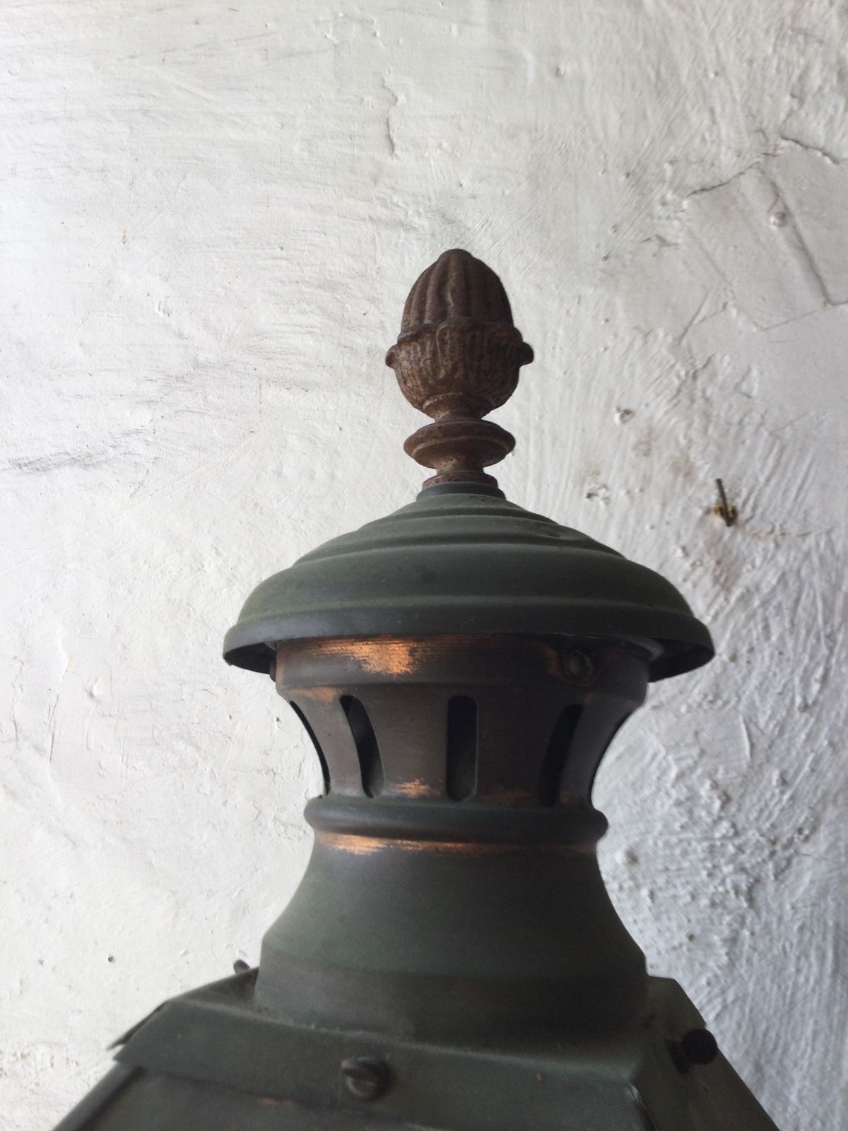 337.0 This Old Lamppost Is Converted From A Oil Lamp To A Electric Lamppost photo