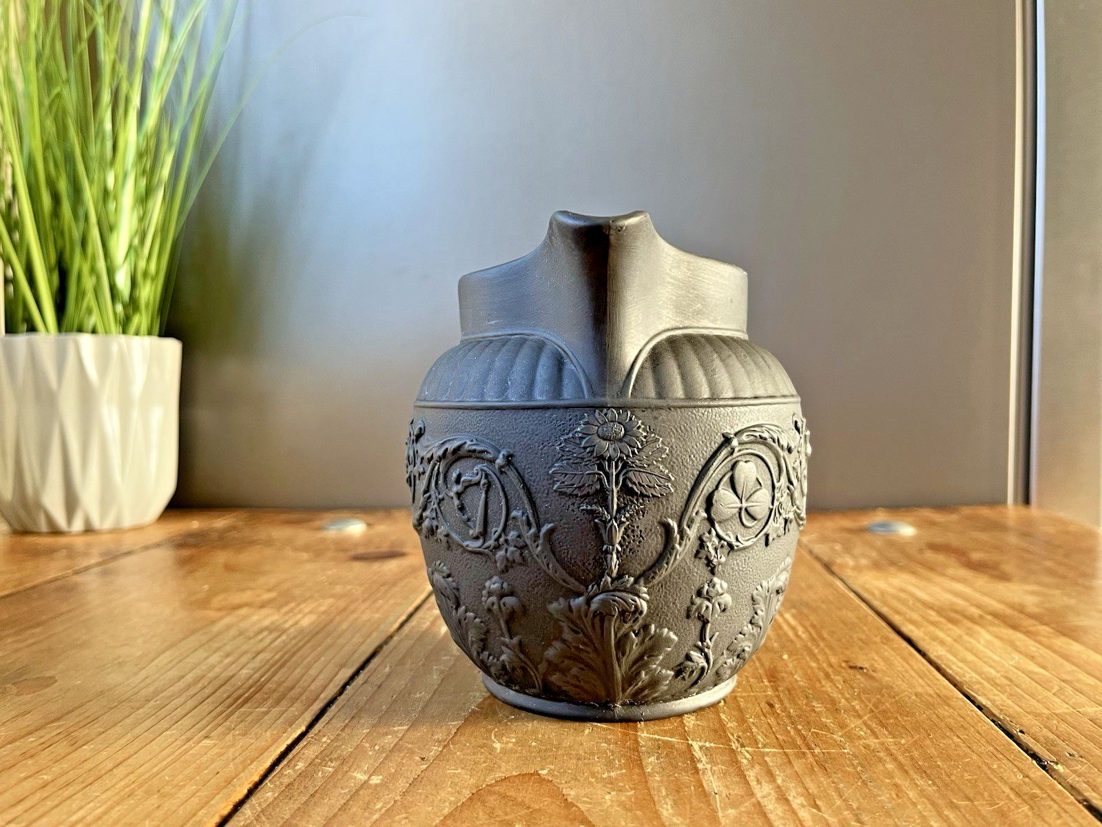 Antique 19th C Wedgwood Basalt 4 Nations Union Jug Thistle Rose Harp Shamrock photo 80.0