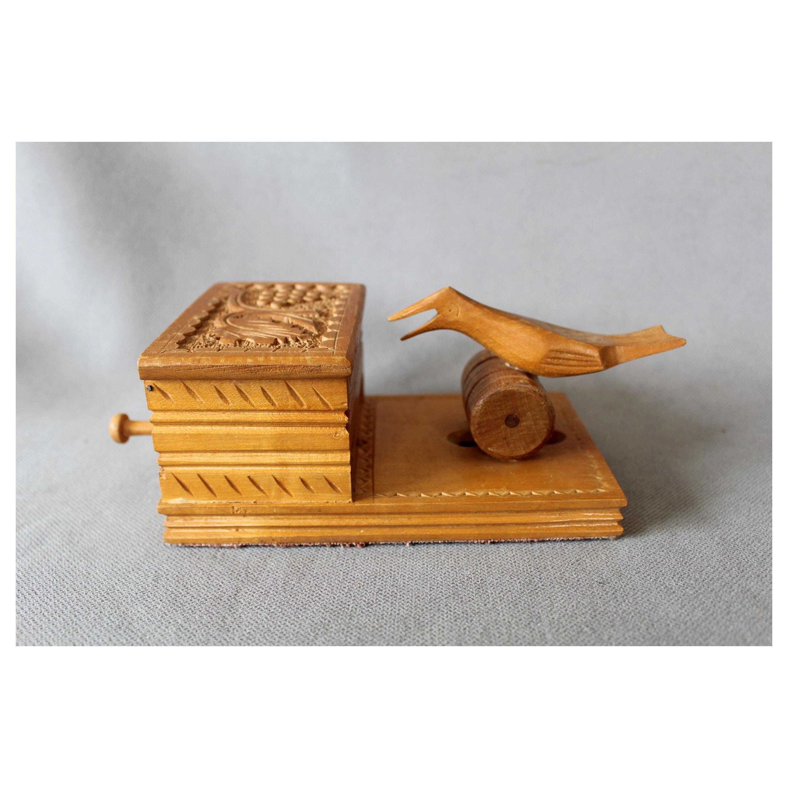 Vintage Sigarettendispenser Van Gesneden Hout, Trek Duwmechanisme, Tobacciana, Sigarettenhouder, Verzamelobject
