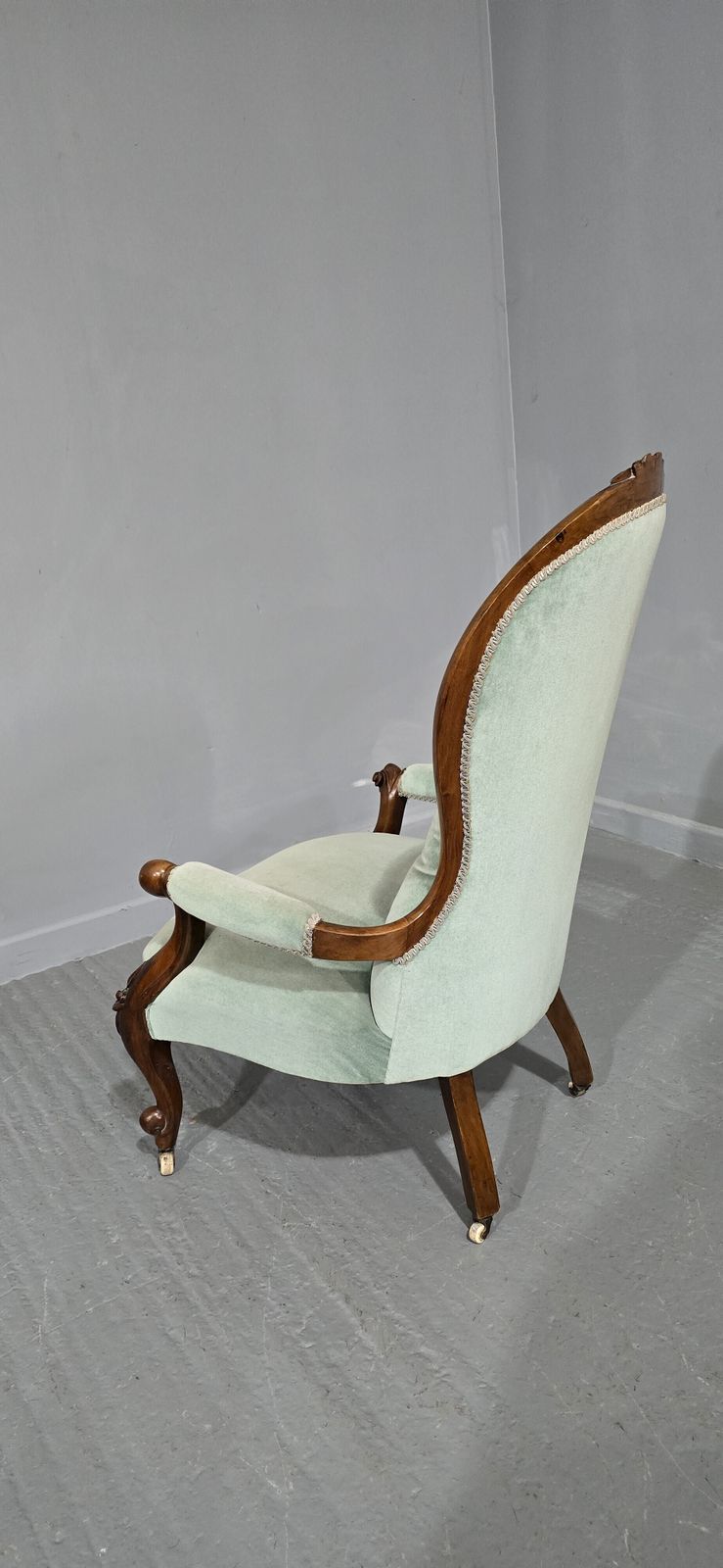 Victorian Mahogany Armchair, 1800s photo Furniture