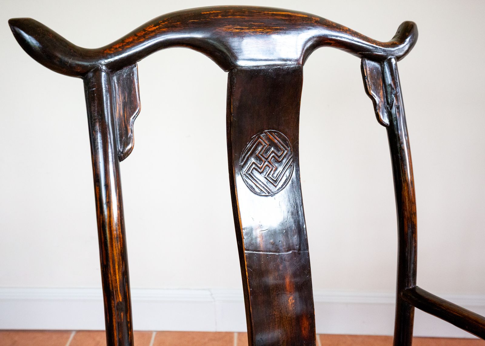 Antique Chinese Armchairs Pair Official Hat Yoke Back Lacquered Red 19th Century Carved Swastika Motifs Ming Qing Orienta.L Hall Chairs Country House photo 3750.0