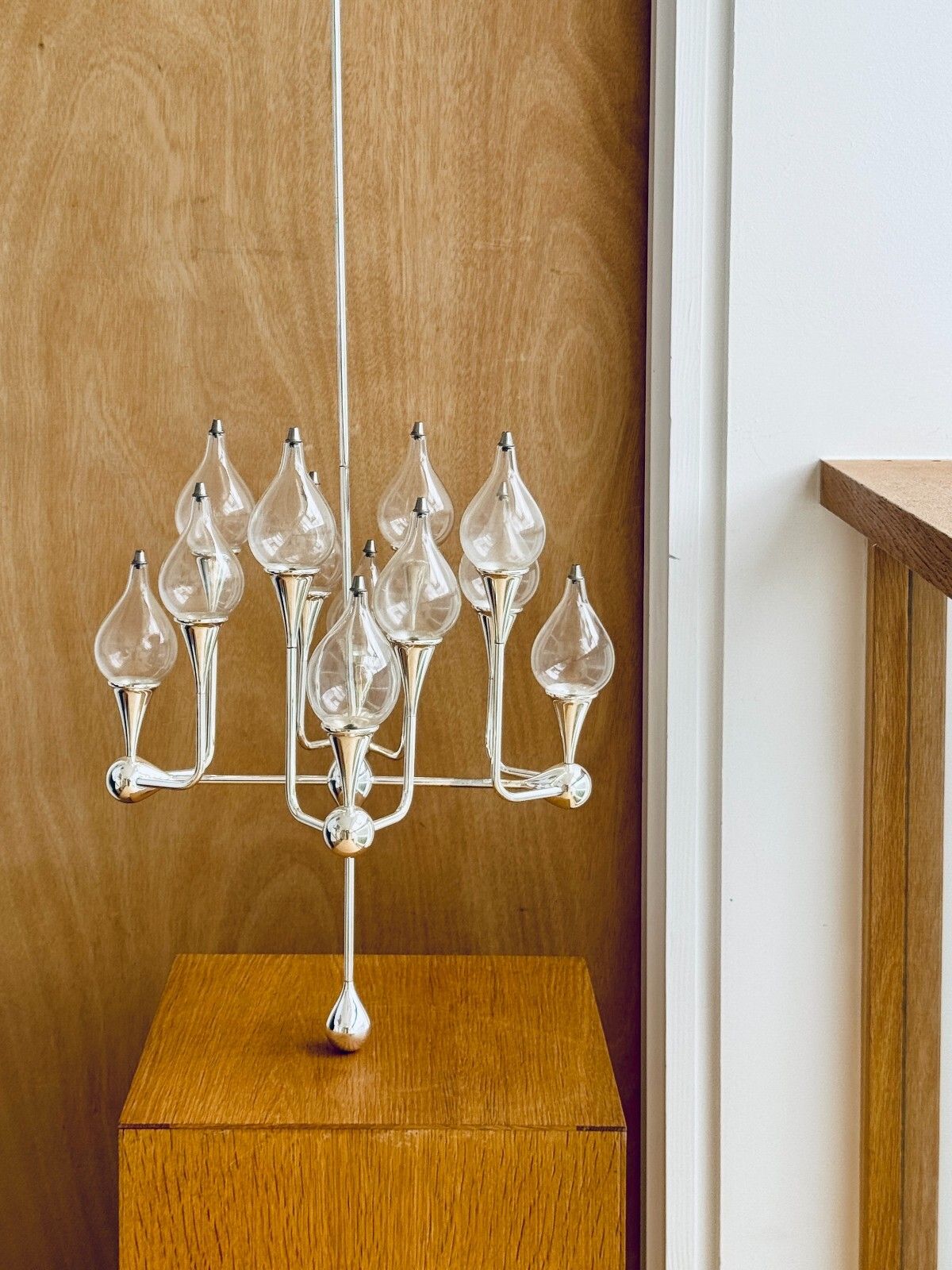 photo furniture Rare 1970s Space Age Clear Drops Chandelier By Freddie Andersen 12 Lamps Chrome