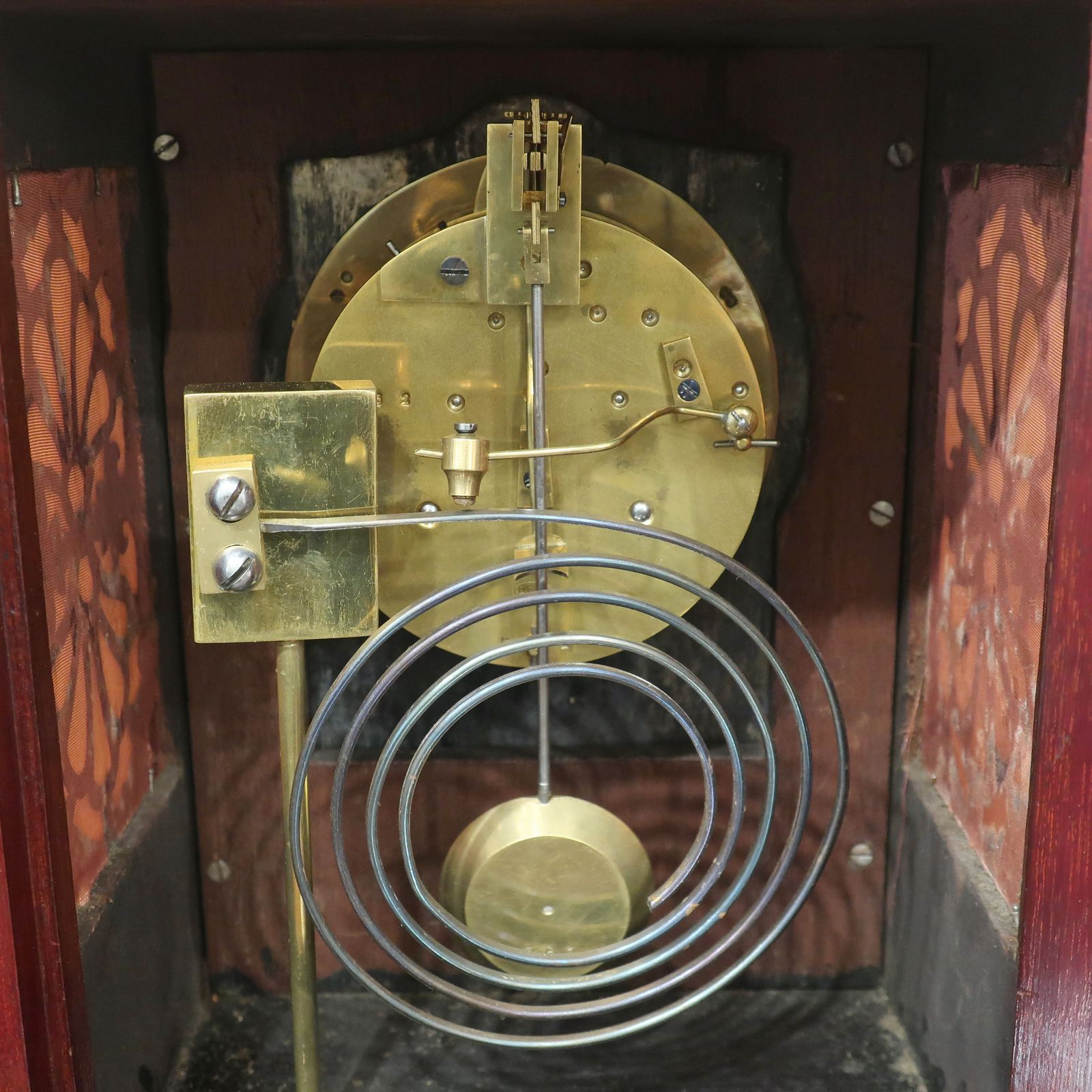 1120.0 French Belle Epoque Mahogany Antique Mantel Clock photo