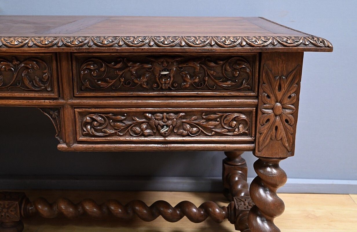 Oak Desk, Neo Gothic Style – Late 19th Century photo 2810.0