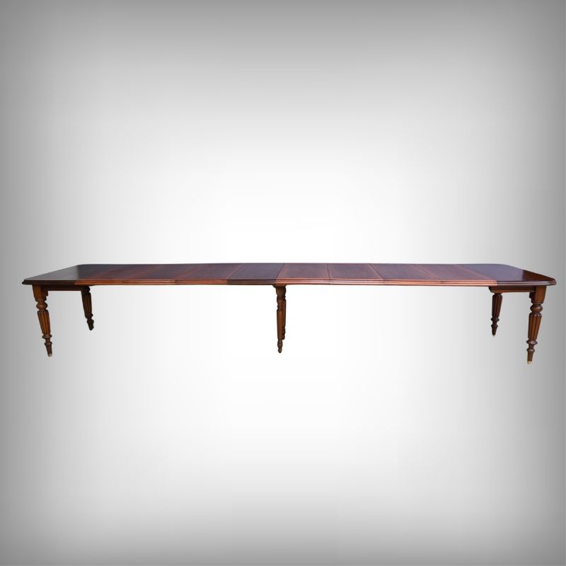 Victorian Mahogany Extending Table, England – Part 2 Of The 19th Century photo furniture