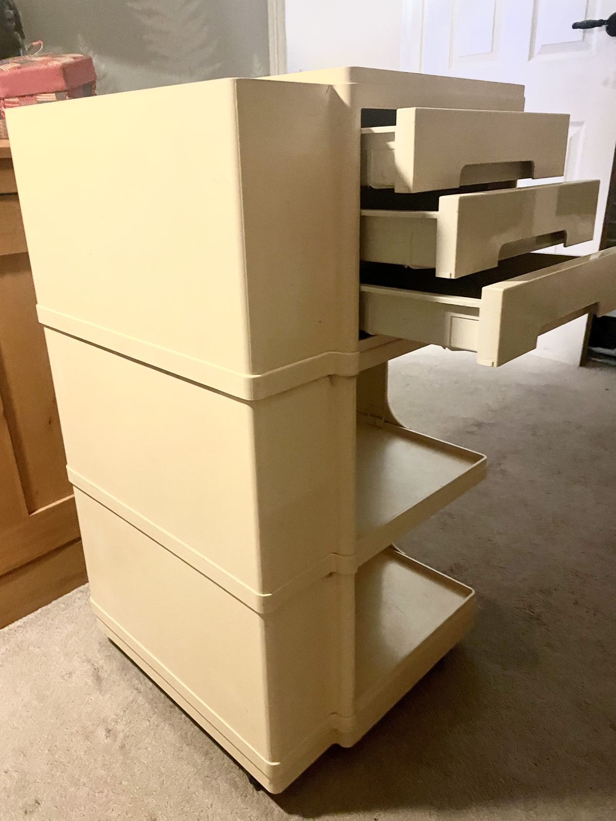 Neolt 1970s Polistile Organiser By Giovanni Pelis Functional Design Made In Italy photo furniture