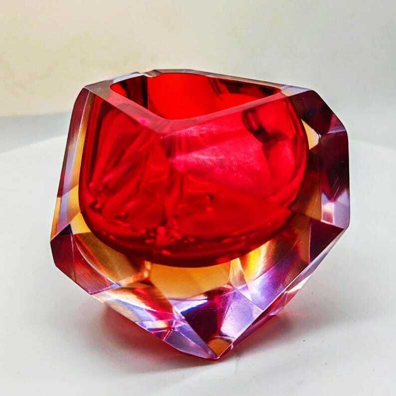 1960s Rare Asymmetric Square Ashtray Or Catch All In Murano Glass By Flavio Poli For Seguso. Made In Italy. photo 312.0