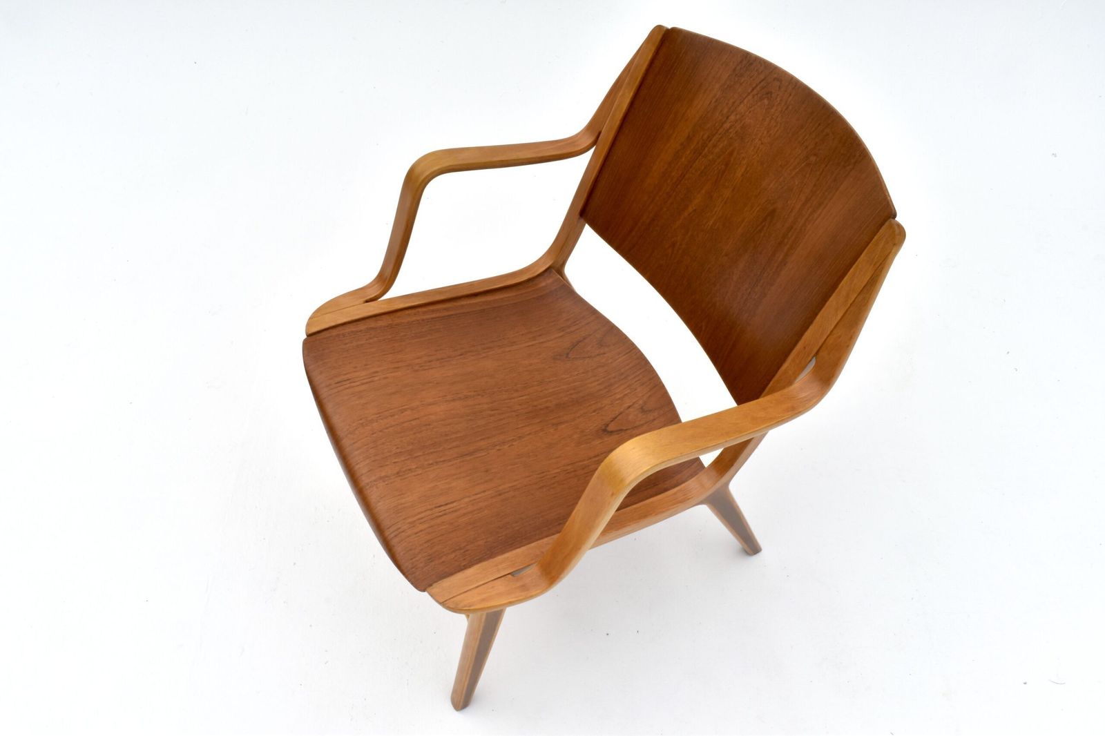 Peter Hvidt Ax Chair For Fritz Hansen photo vinterior