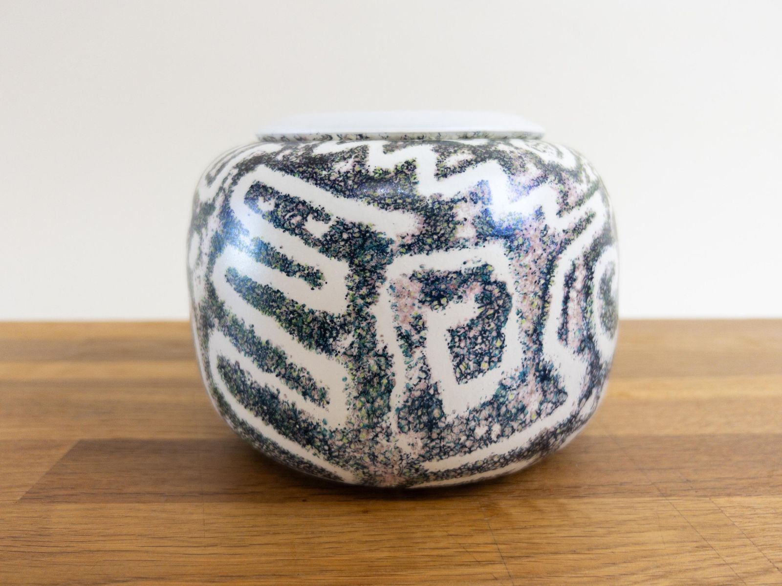 Rare Isle Of Wight Glass Vase   Rhythm 'N Blues Design By Timothy Harris   Vintage 90s Glass photo buy