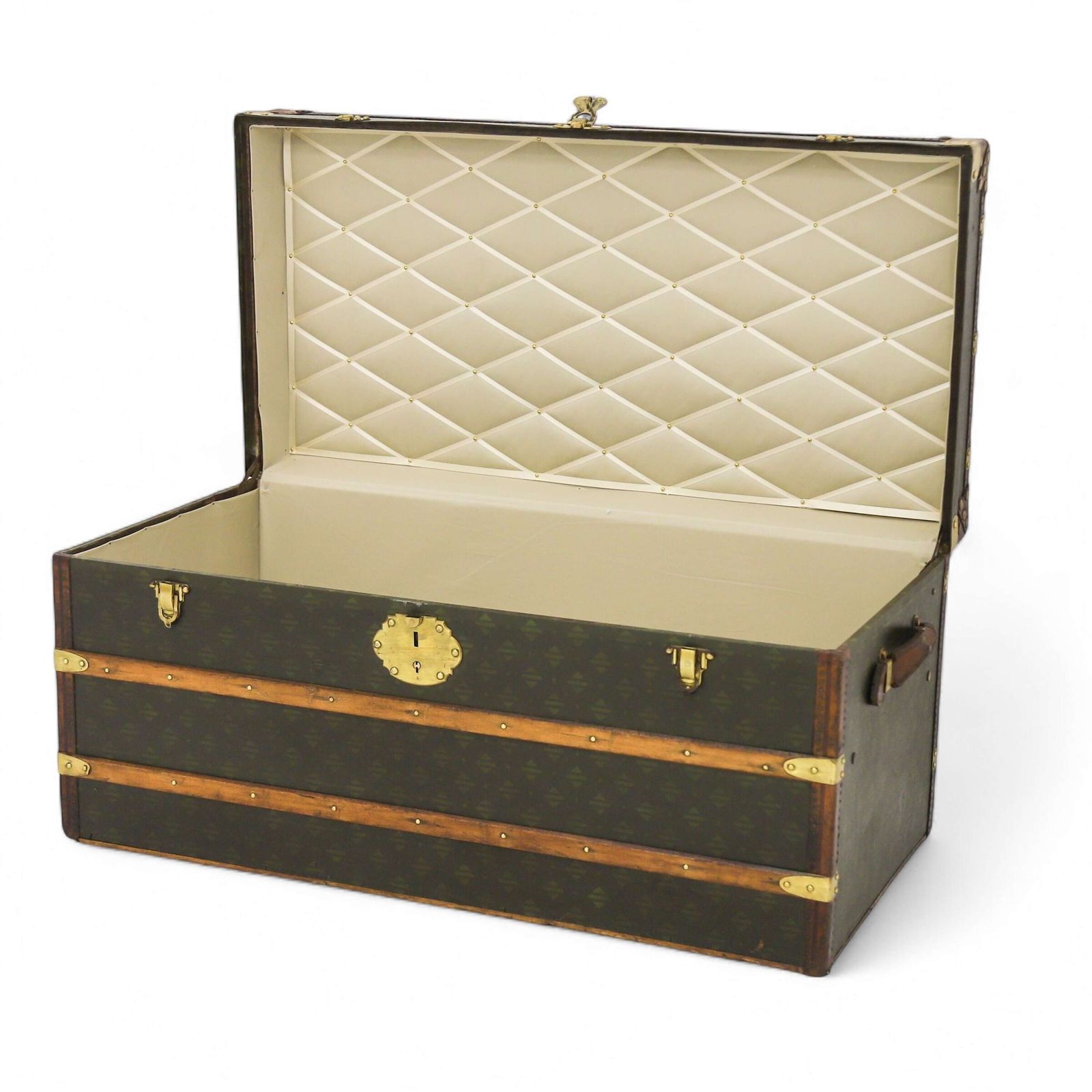 Rare Aux états Unis Monogram Steamer Trunk   A Timeless Travel Companion photo furniture