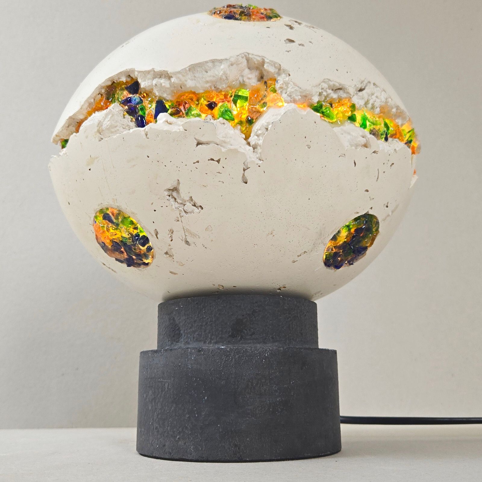 photo vinterior 1970 Vintage Space Age Ufo Planet Table Lamp In Plaster & Glass 70s 1970s