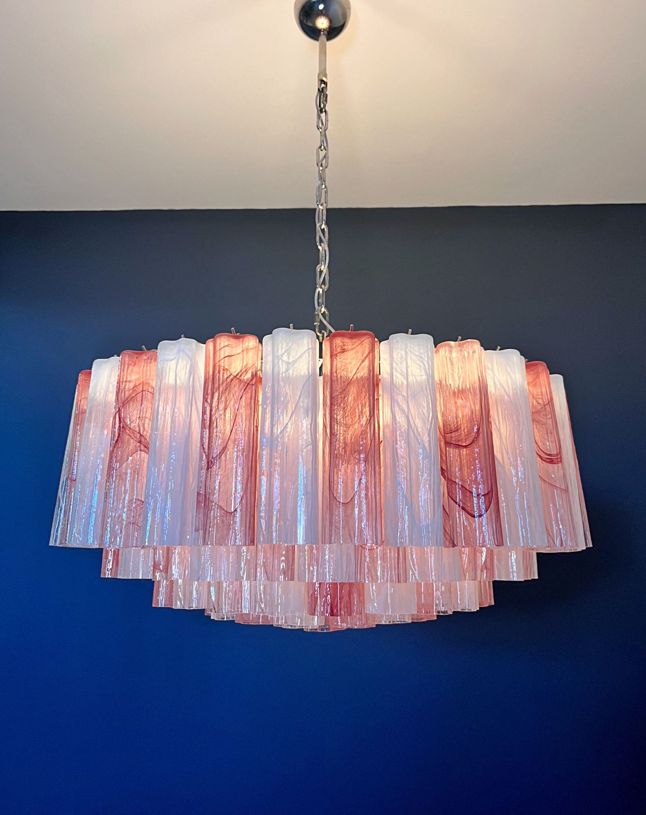 Large Murano Glass Chandelier  101 Pink And White Alabaster Glass Tube photo vinterior