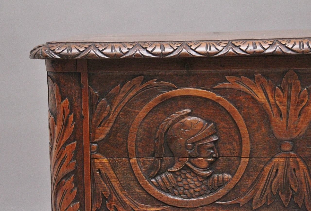 Early 19th Century French Carved Oak Coffer photo vinterior