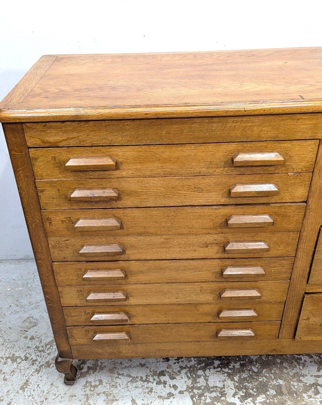 1900s Era Trade Furniture, Antique photo furniture