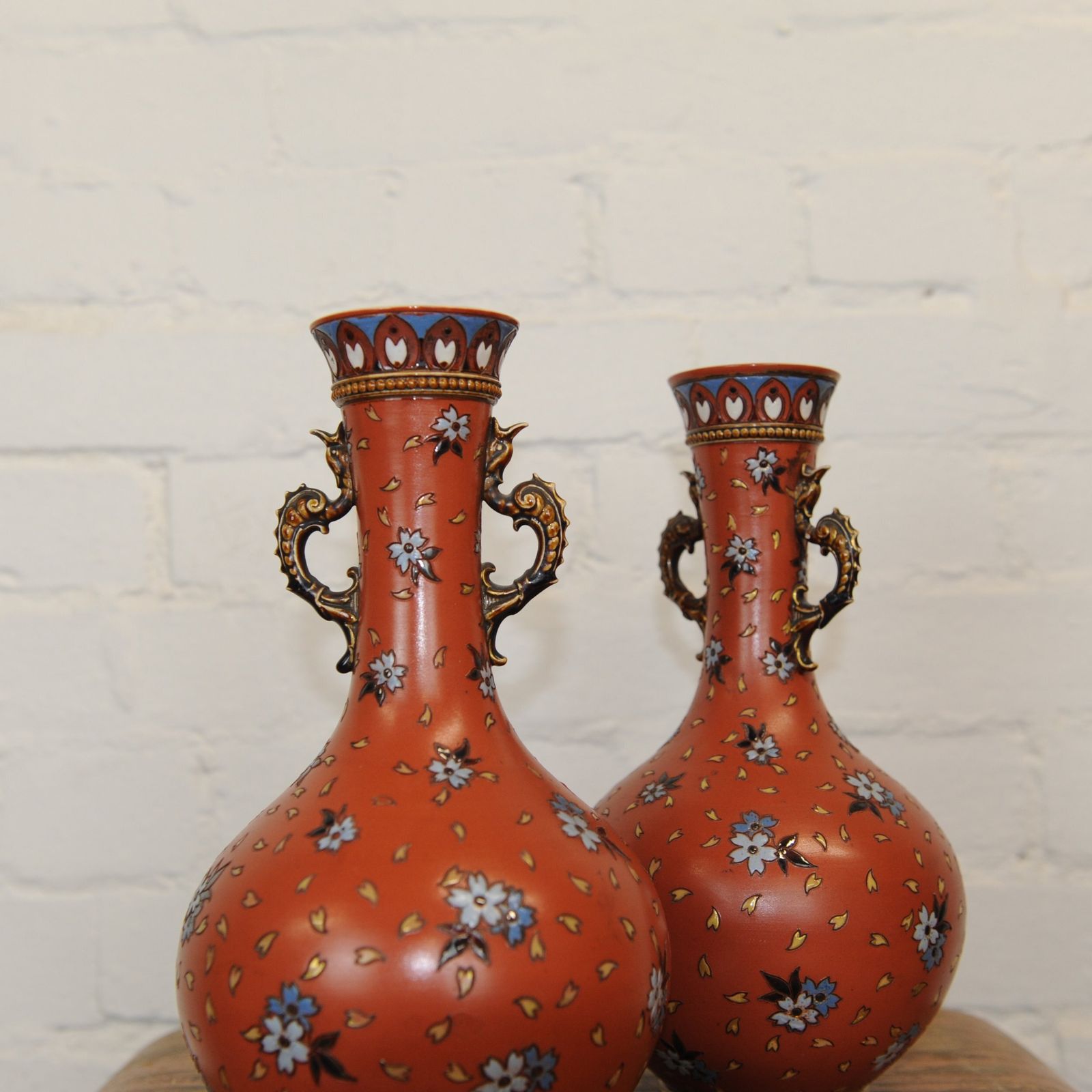 photo furniture Pair Of Large Vases By Villeroy & Boch Mettlac, 1889, Set Of 2