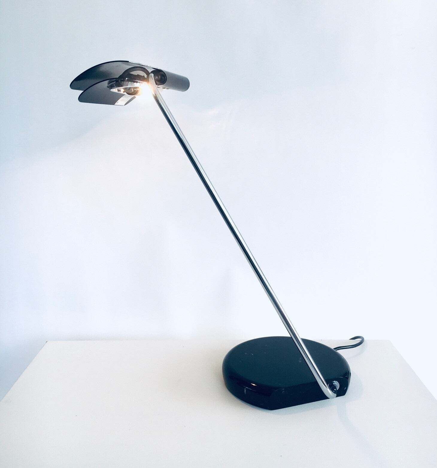 Postmodern Design Tegola Desk Lamp By Bruno Gecchelin, Italy 1980's photo 500.0