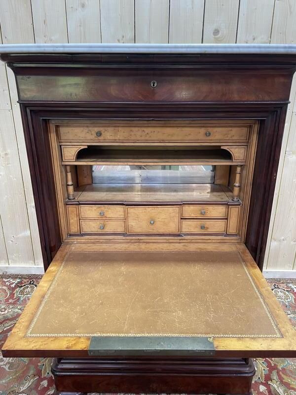 Secrétaire En Acajou Et Placage D'acajou Louis Philippe photo Furniture