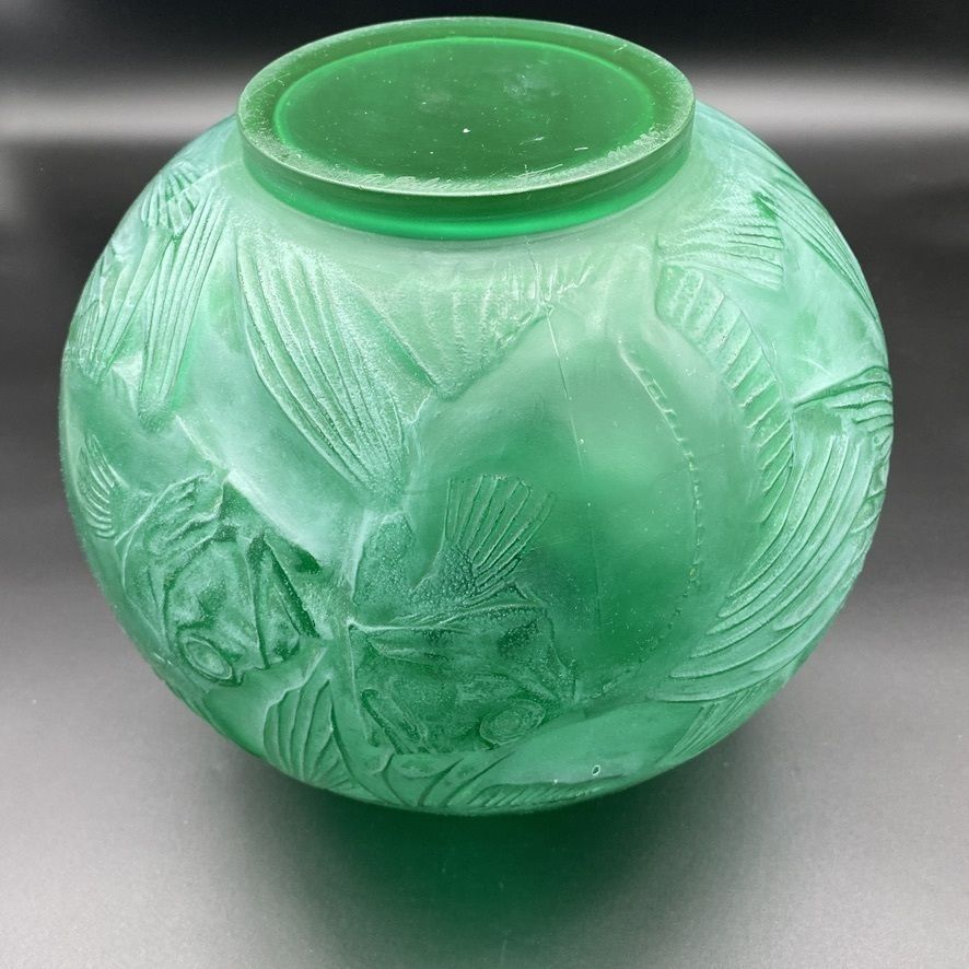 photo for sale A Green Poisson Vase By R.Lalique