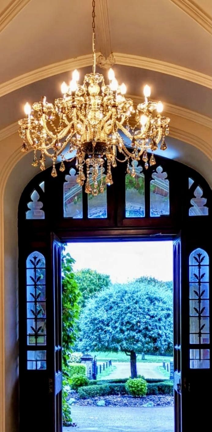 Antique Style Crystal Glass Chandelier photo furniture