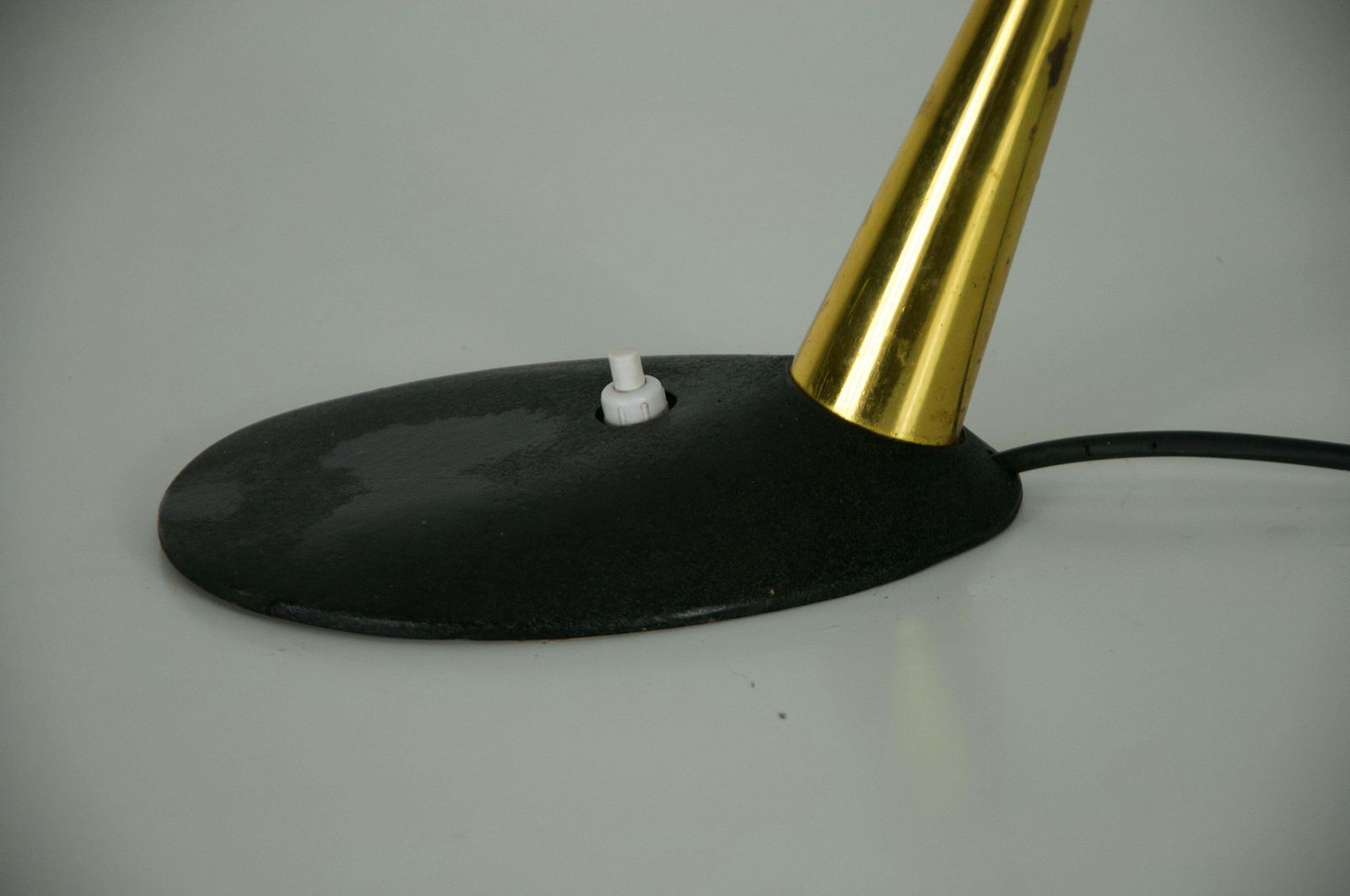 photo furniture Mid Century Italian Brass And Metal Table Lamp, 1960s