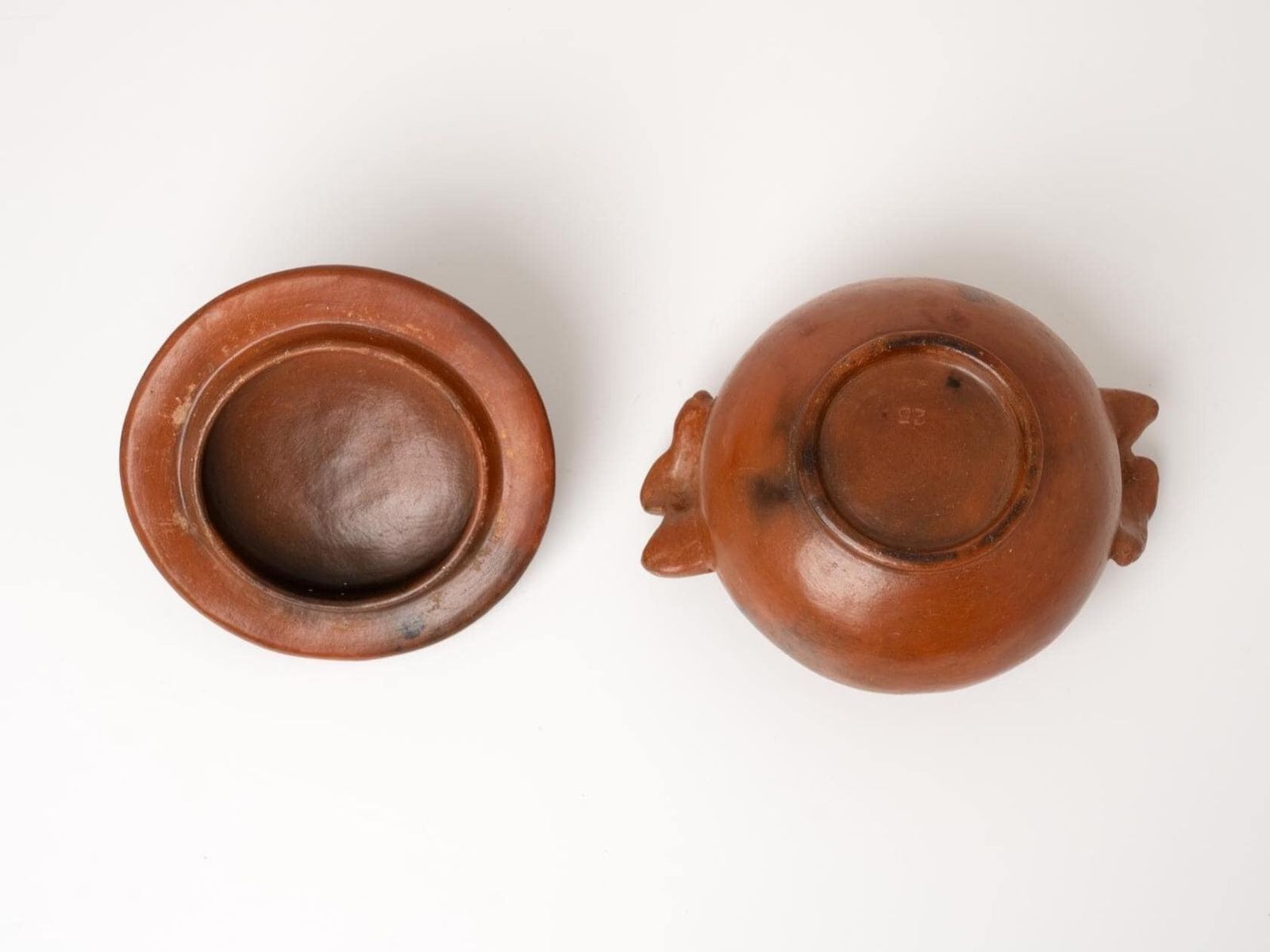 Primitive Clay Sasak Pot With Lid | Vintage Ceramic Lidded Pot | Clay Pot photo 120.0