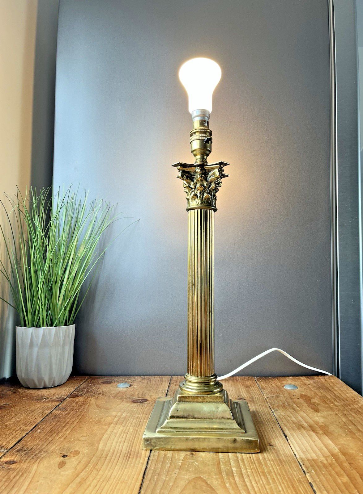 Large Antique Art Deco Corinthian Column Table Lamp Acanthus Leaf Country House