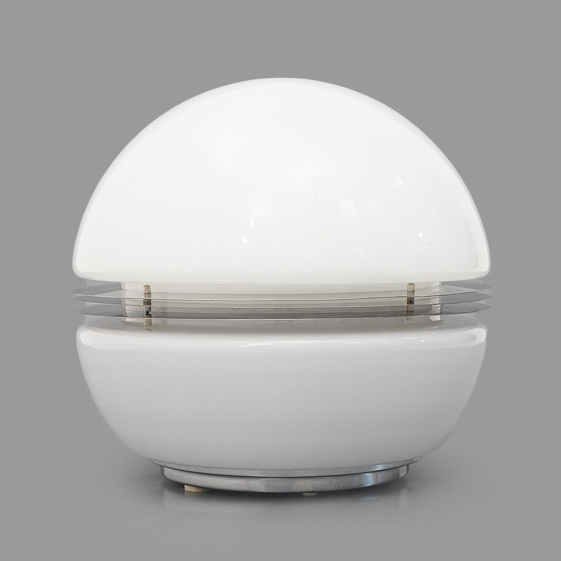White Glass Table Lamp By Enrico Tronconi For Tronconi, 1970s photo for sale