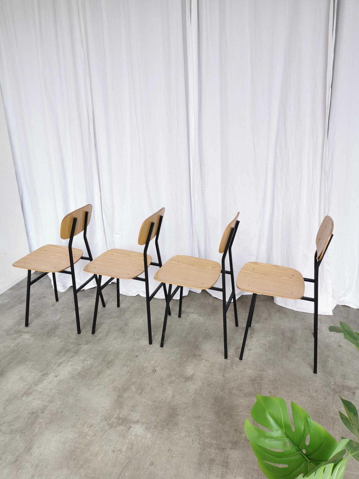 Set Of 4 Vintage School Chairs / Retro Light Brown Wooden Dining Chair / Metal Base / Stol Kamnik Yugoslavia 1970s / Mid Century Dine Bistro photo for sale