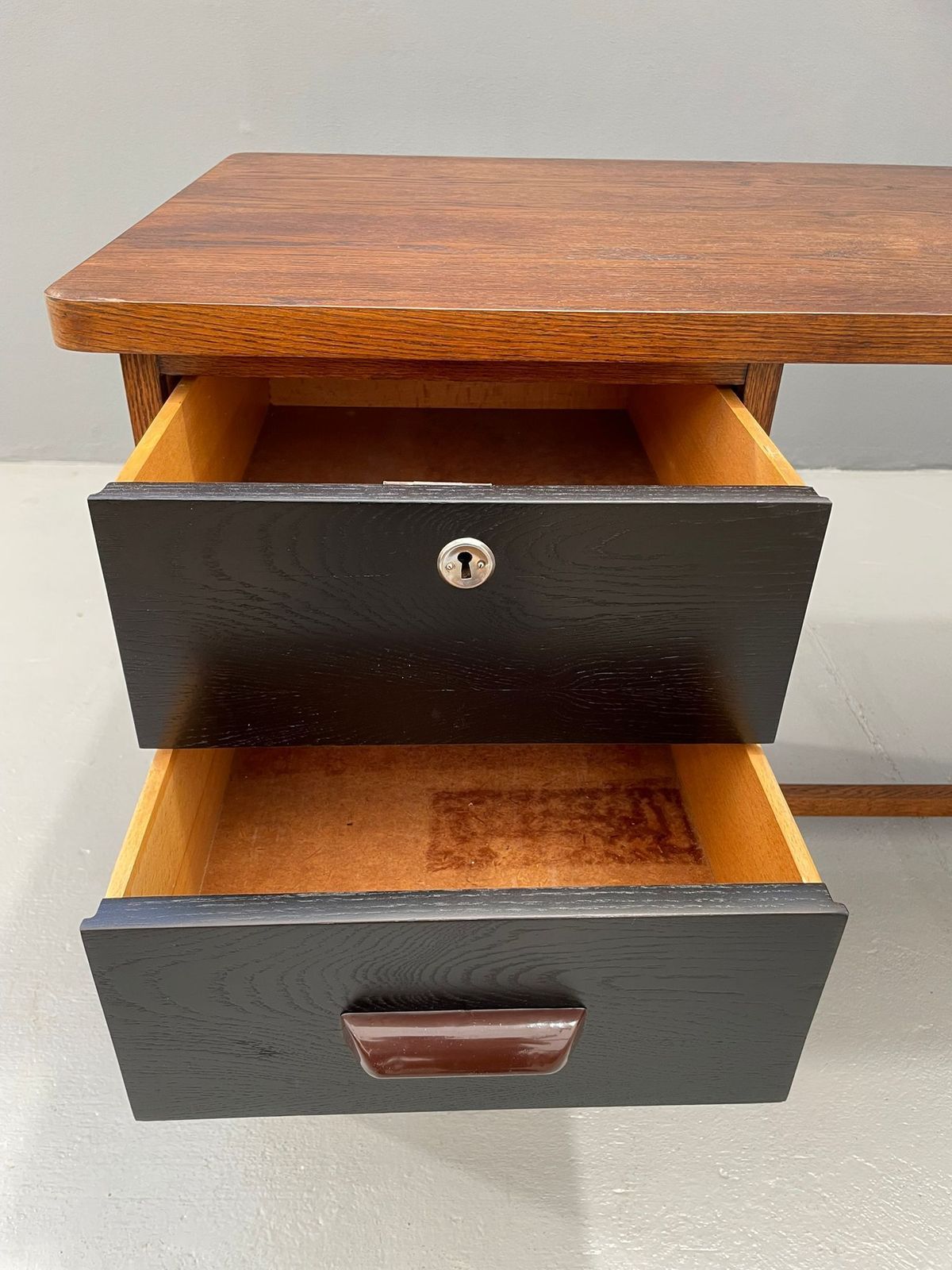 Fully Restored 1950s Writing Desk By Jindřich Halabala For Jitona – Czech Mid Century Modern photo vintage