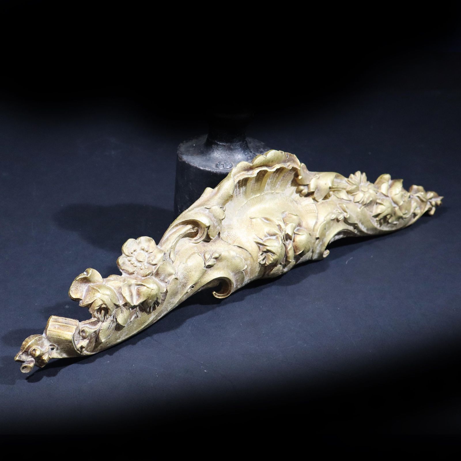 photo furniture Large Antique French Gilt Bronze Pediment Rococo Ornament Furniture Hardware