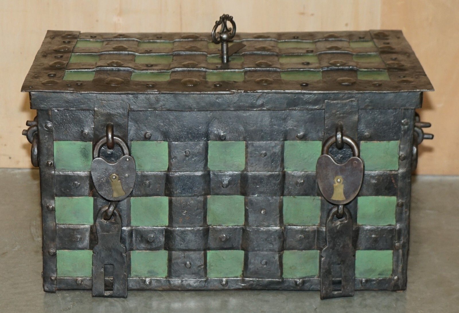 Fine Early 17th Century German Wrought Iron Safe Chest Trunk With Original Key photo for sale