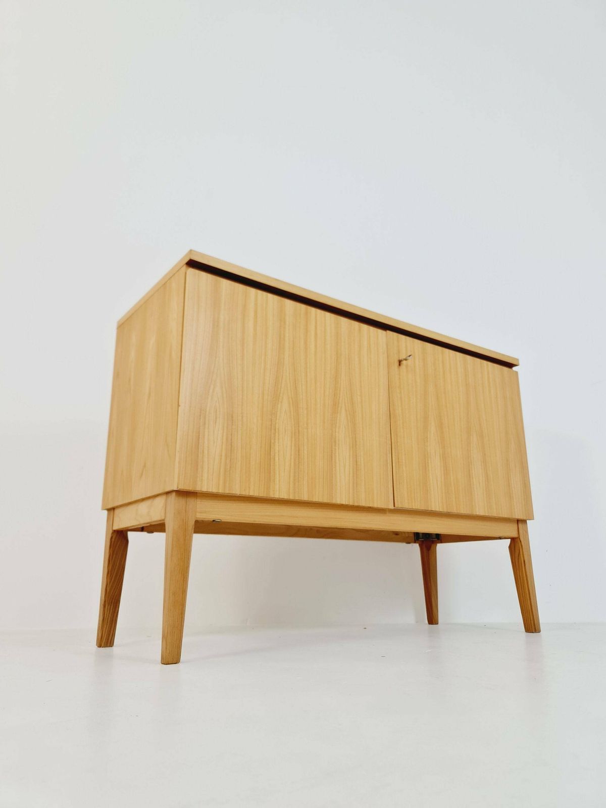 German Mid Century Oak Record Cabinet, Sideboard By Flb Möbel Fabrik, 1950s photo 366.0