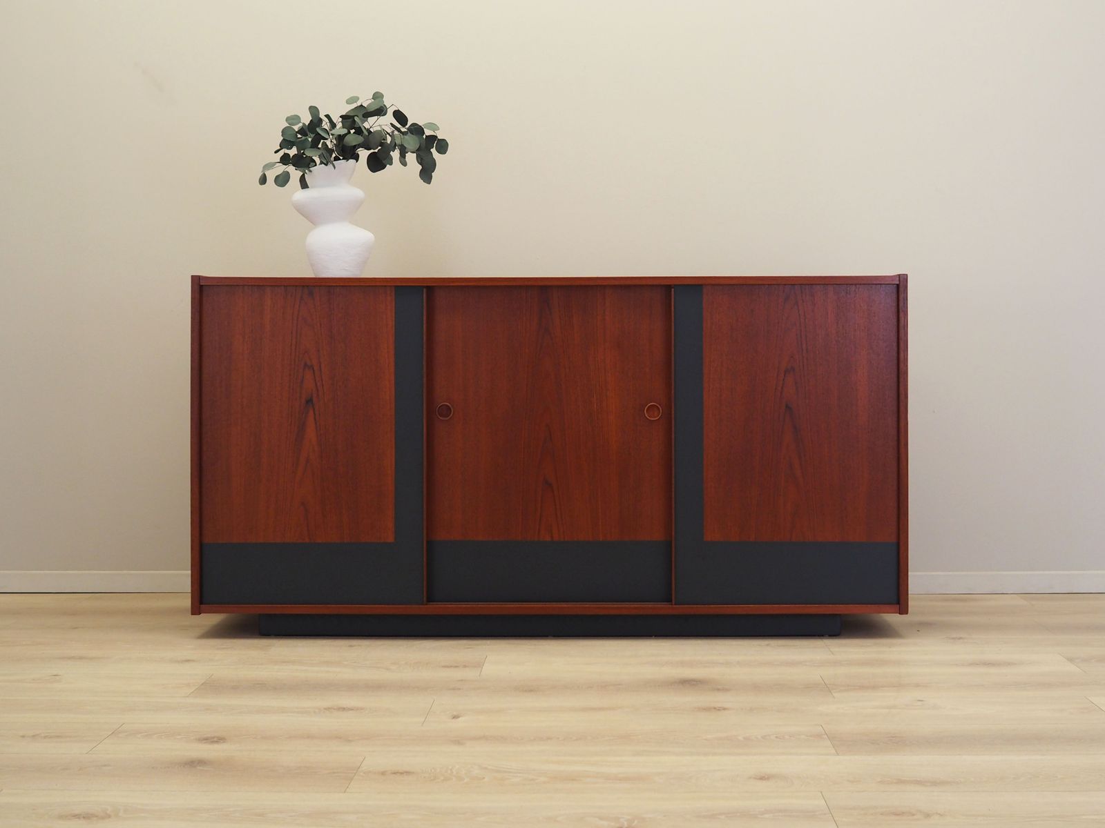 Teakhouten Dressoir, Deens Design, Jaren 1970, Productie: Denemarken photo furniture