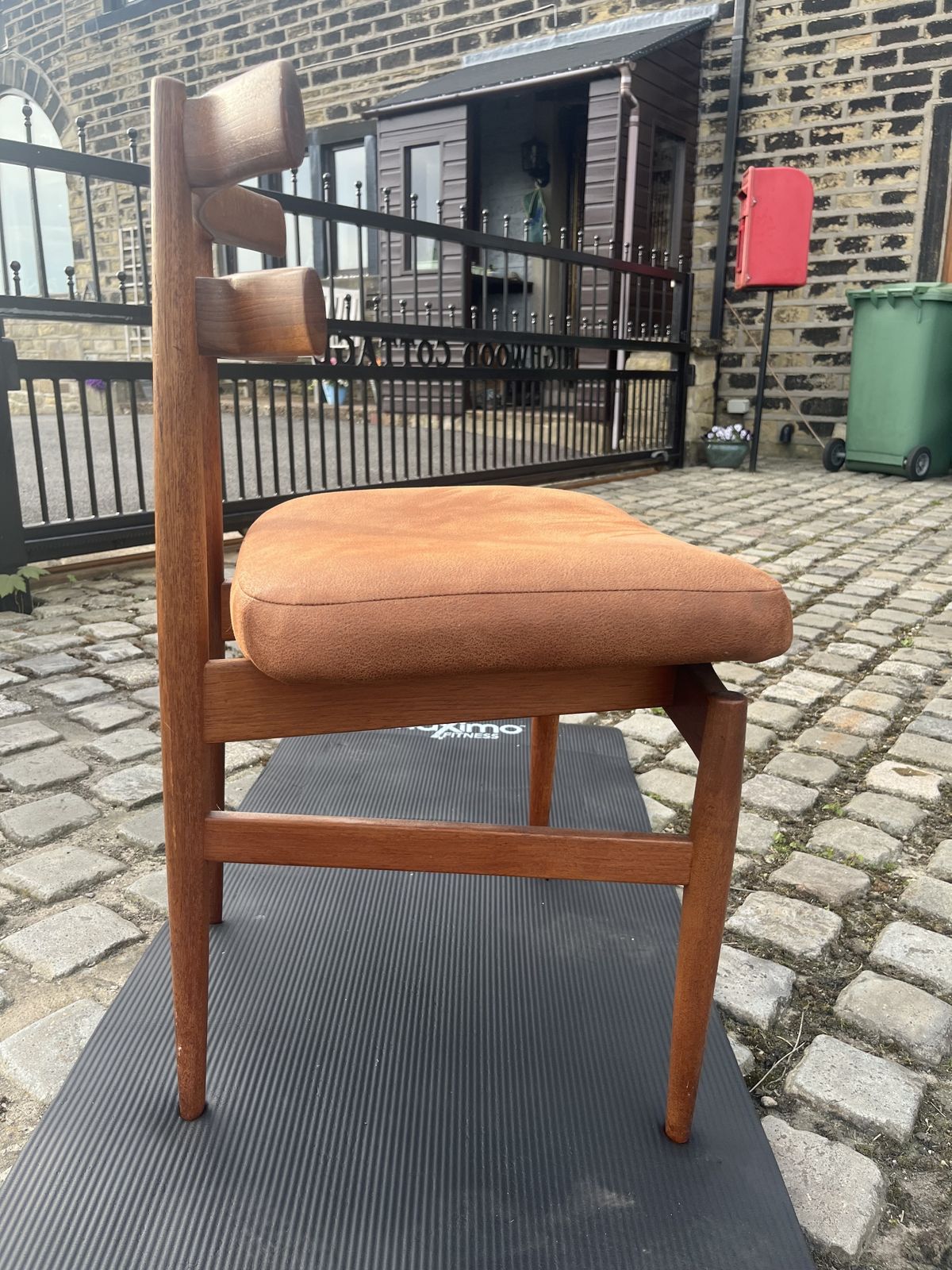 photo vinterior Poul Hundevad Table And 8 X Chairs