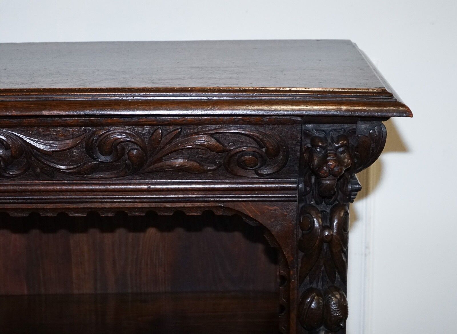 Antique Circa 1800 Oak Greenman & Lionheads Dwarf Open Bookcase photo 2250.0