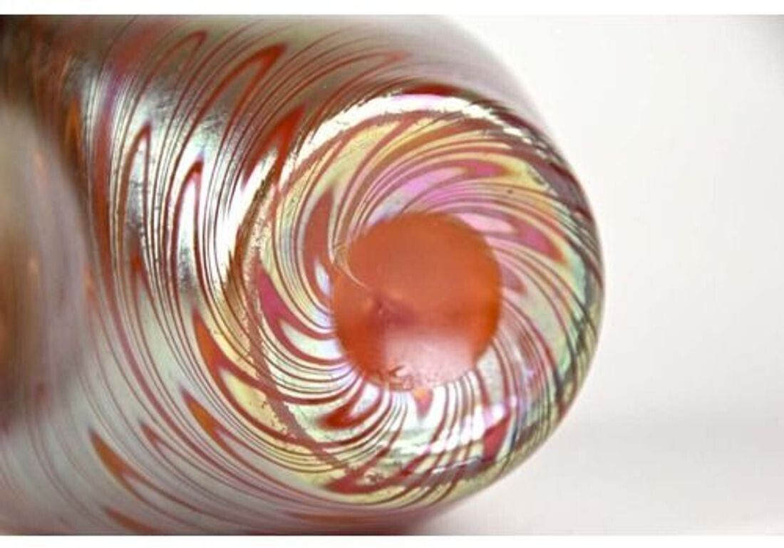 photo for sale Art Nouveau Glass Vase By Loetz Witwe   Phenomen Rosa, Iridescent, Ca. 1902