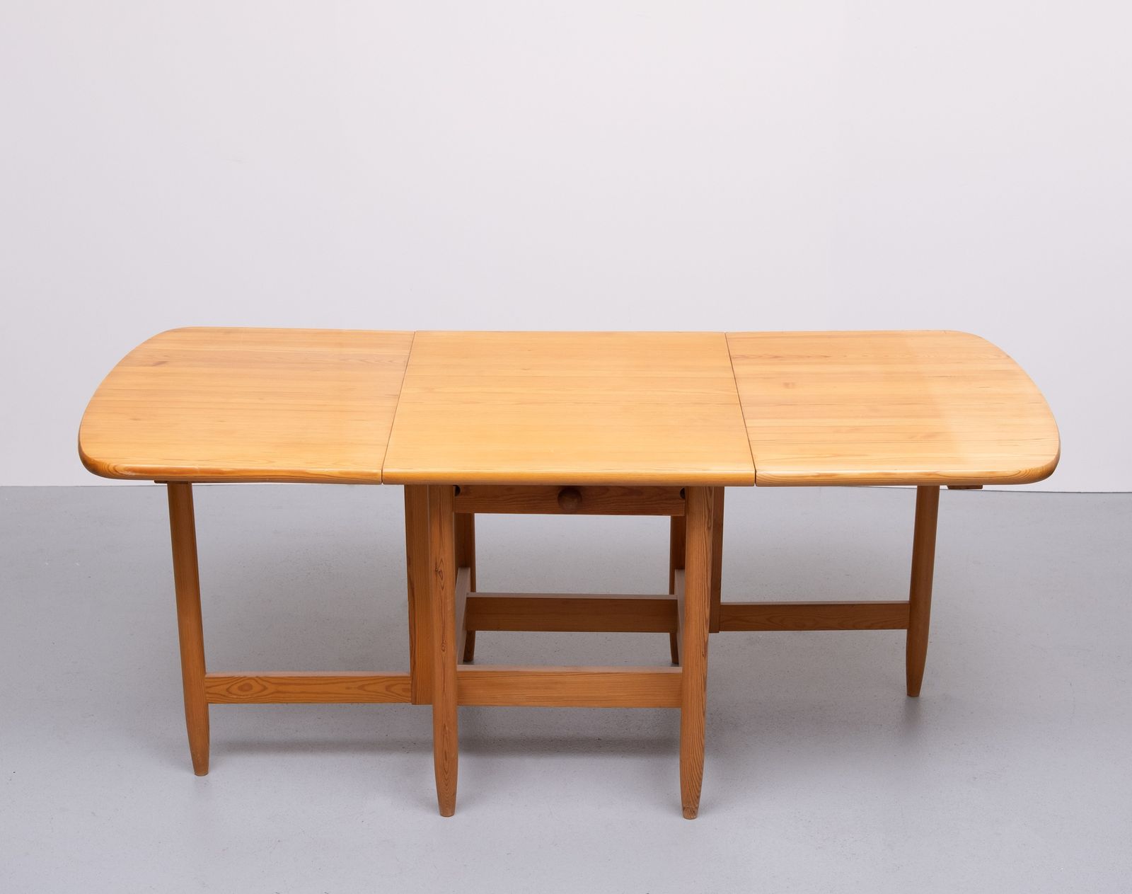 Eero Aarnio Solid Pine Wood Drop Leaf Dining Table Laukaan Puu 1970s photo vintage