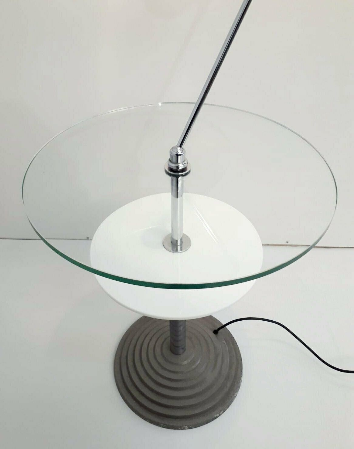 5916.43 Rare Pair Of Lamp Tables By Fontana Arte photo