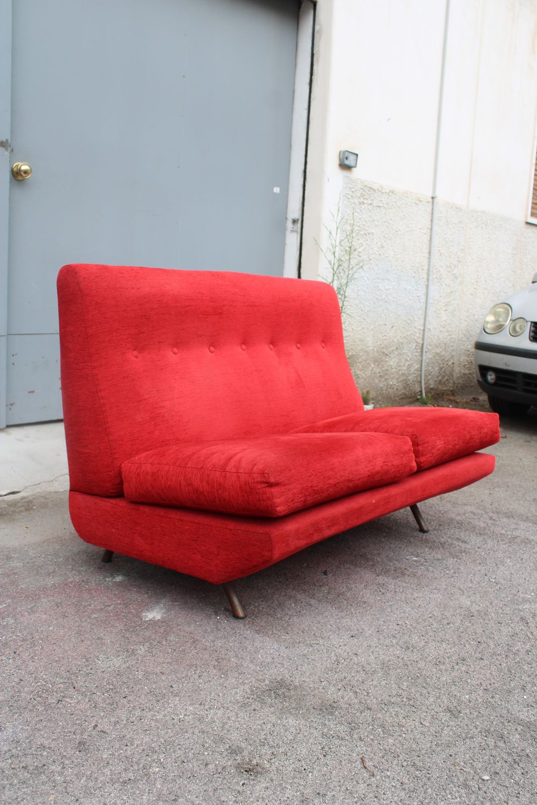 Marco Zanuso Triennale Sofa Marco Zanuso For Arflex 1951 Red Velvet photo 4698.0