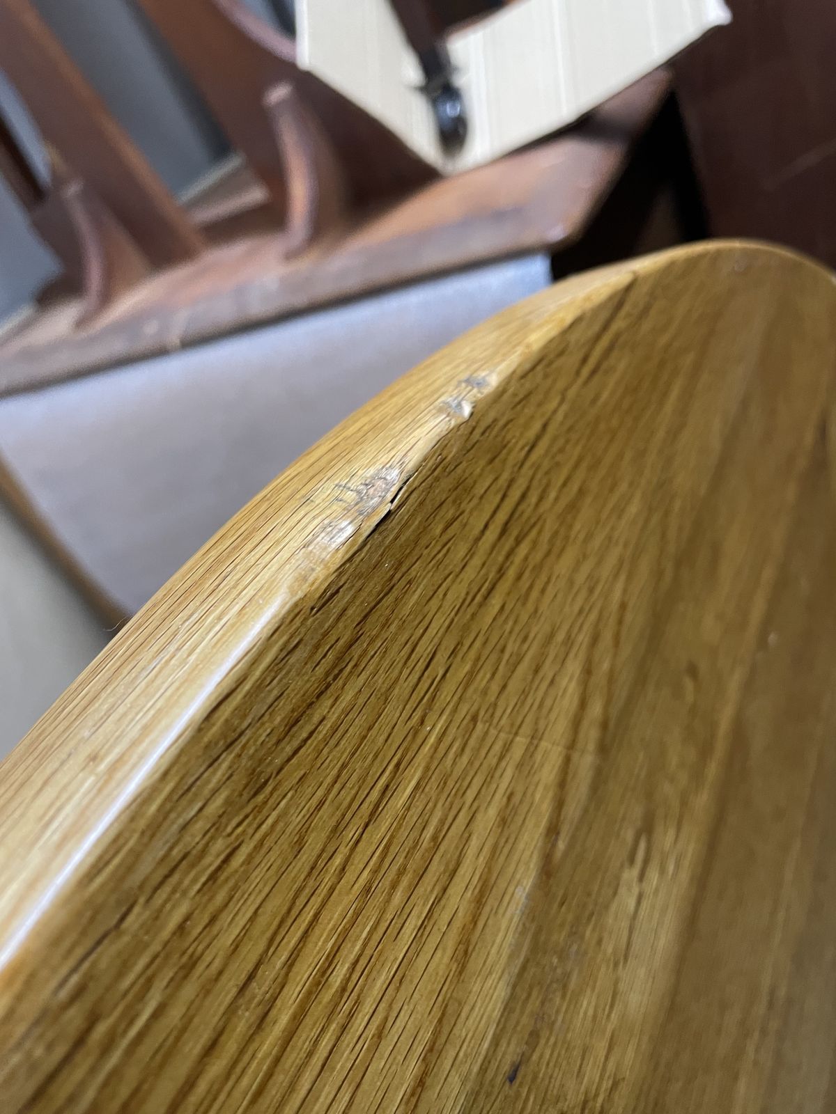 photo vinterior Mid Century Solid Pine Round Breakfast Dining Table With Removable Legs