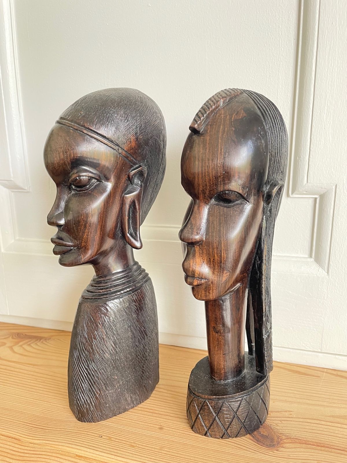 Pair Of Male And Female Ebony Hand Carved African Busts photo vinterior